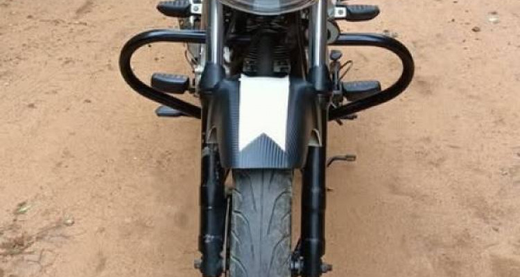 BAJAJ V15 2016
