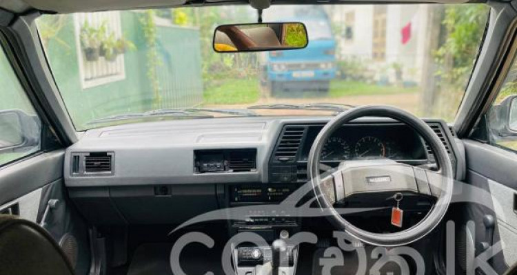 NISSAN SUNNY B12 1987