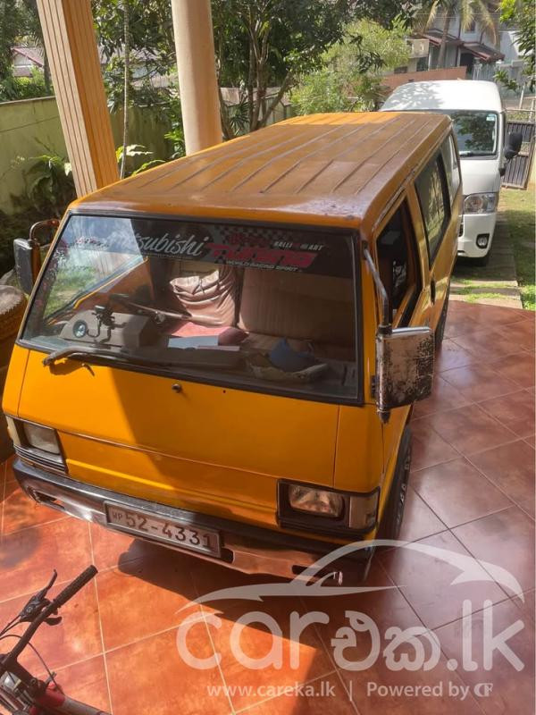 MITSUBISHI DELICA L300 1980