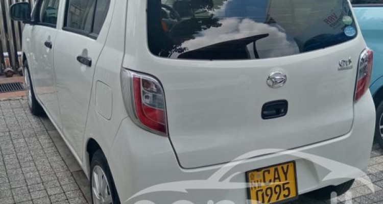 DAIHATSU MIRA 2015