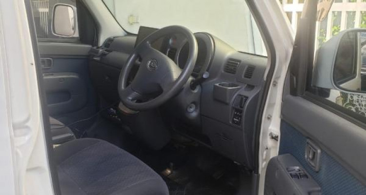 DAIHATSU HIJET 2016