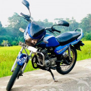 BAJAJ CALIBER 2004