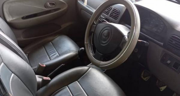 KIA RIO 2003