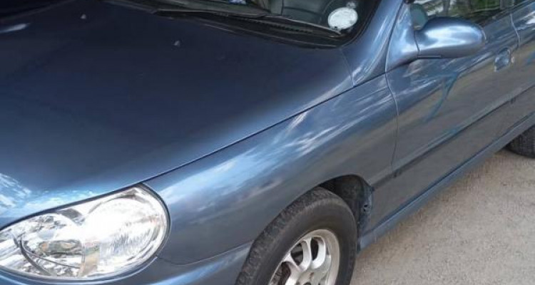 KIA RIO 2003
