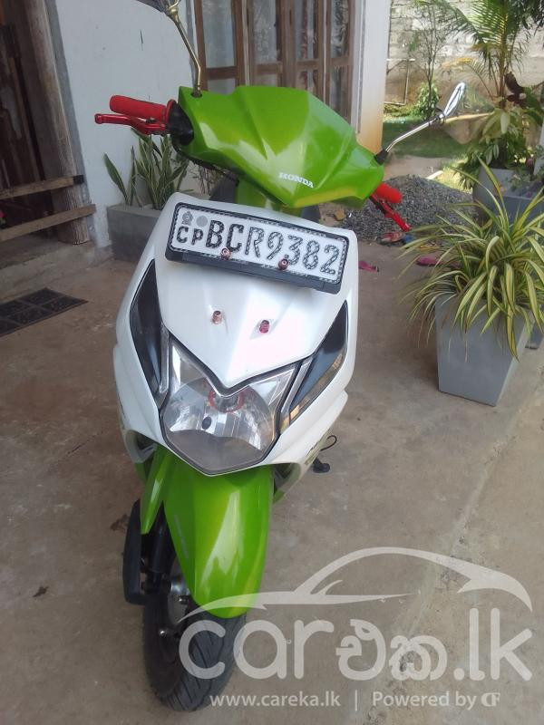 HONDA DIO 2015