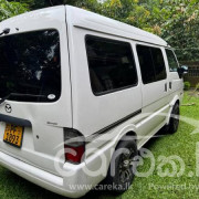 MAZDA BONGO 2008