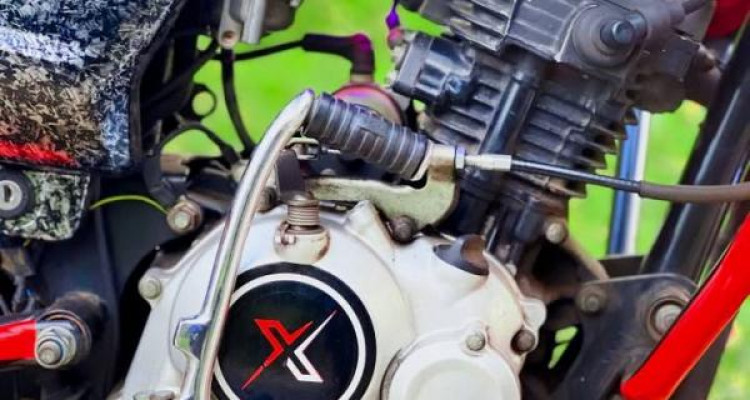 BAJAJ PLATINA 2017