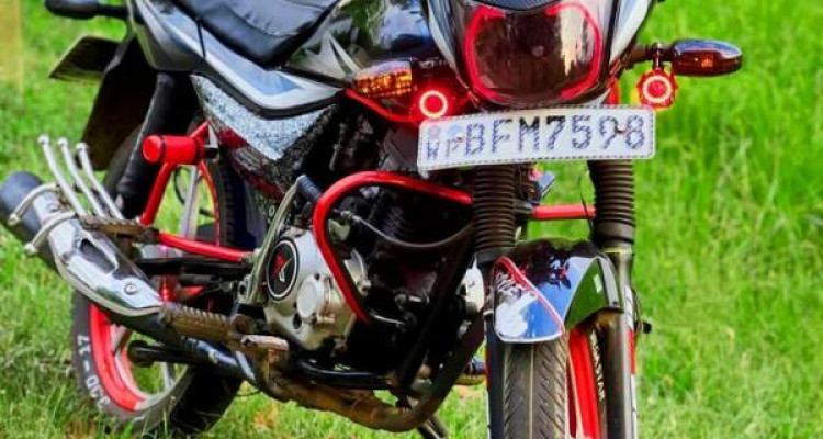 BAJAJ PLATINA 2017