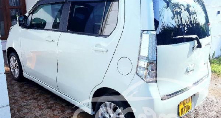 SUZUKI WAGON R STINGRAY 2014