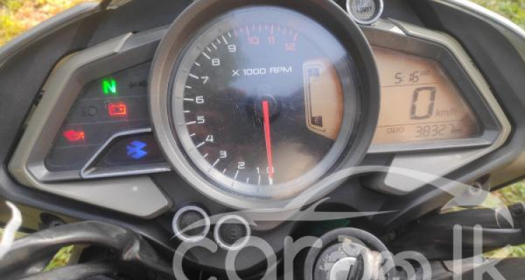 BAJAJ PULSAR NS160 2018