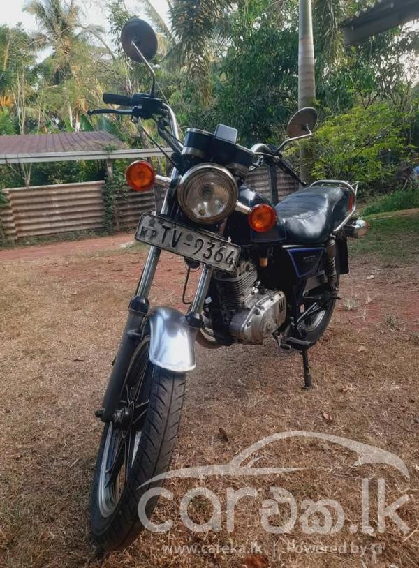 SUZUKI GN125 2007