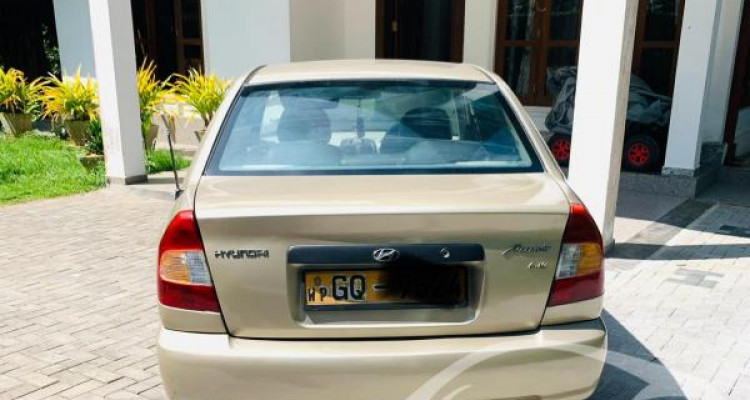HYUNDAI ACCENT 2002