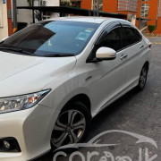HONDA GRACE 2015