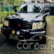 MITSUBISHI PAJERO 2000