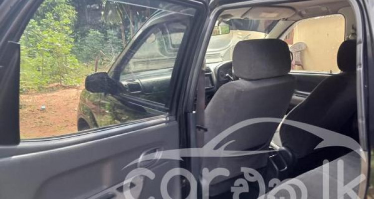 SUZUKI SWIFT 2004