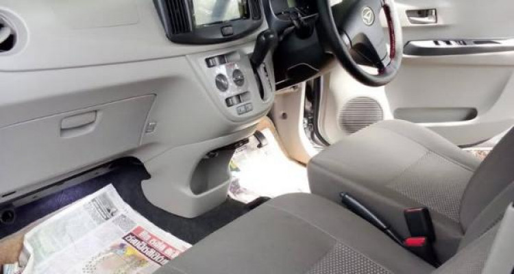 DAIHATSU MIRA 2016