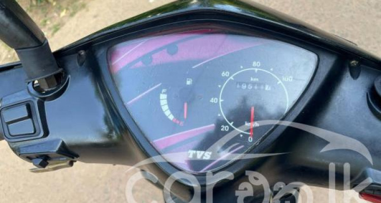 TVS SCOOTY STREAK 2011