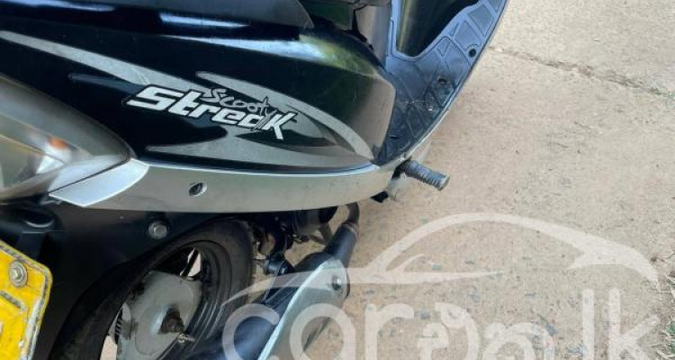 TVS SCOOTY STREAK 2011