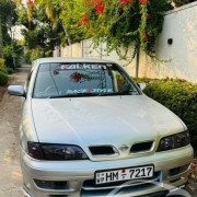 NISSAN PRIMERA 2000