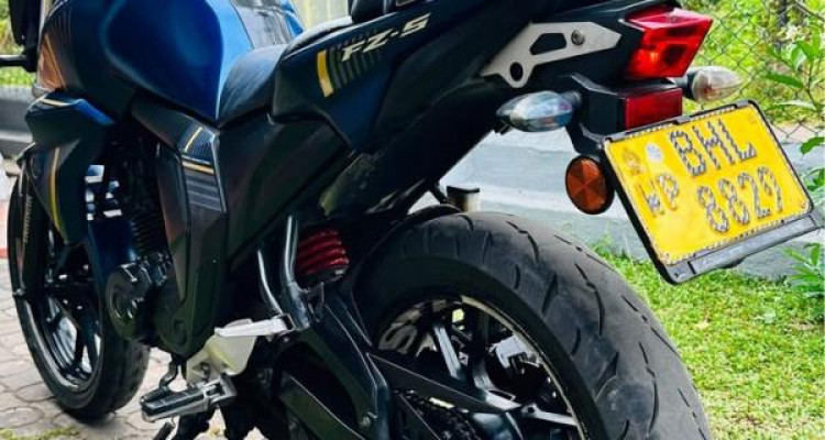 YAMAHA FZ 2019