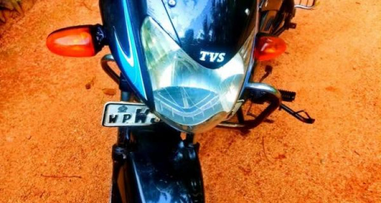 TVS METRO 2010
