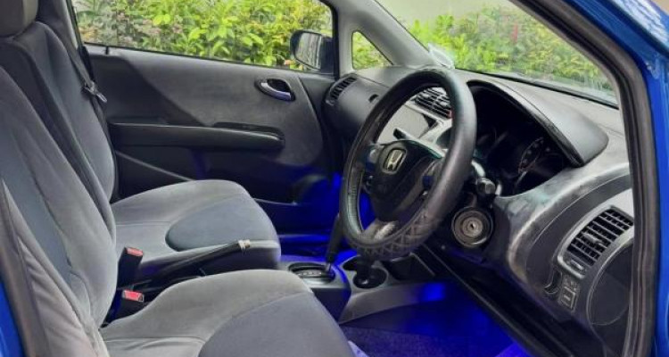 HONDA FIT GD1 2002