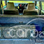 TOYOTA COROLLA DX WAGON KE72 1985