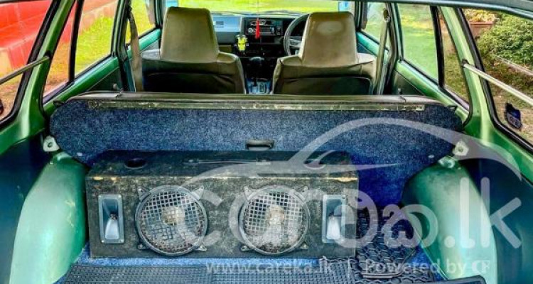 TOYOTA COROLLA DX WAGON KE72 1985