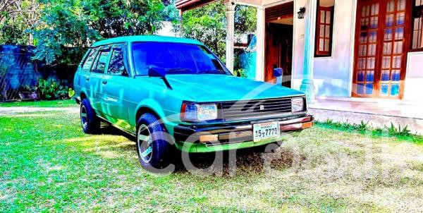TOYOTA COROLLA DX WAGON KE72 1985