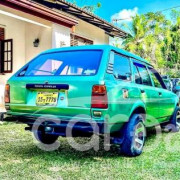 TOYOTA COROLLA DX WAGON KE72 1985