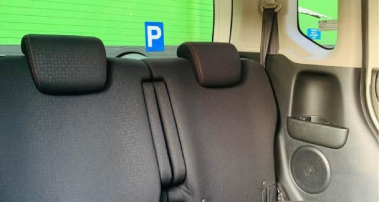 HONDA N-BOX 2016