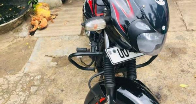 BAJAJ DISCOVER 135 2010