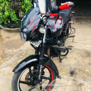 BAJAJ DISCOVER 135 2010