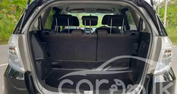 HONDA FIT GP1 2012