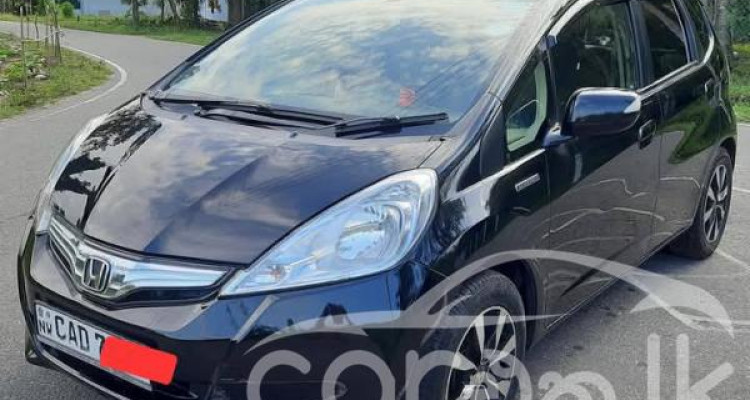HONDA FIT GP1 2012