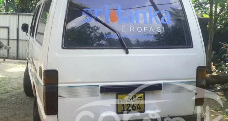 TOYOTA HIACE LH60 1983