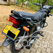 BAJAJ PLATINA 2017
