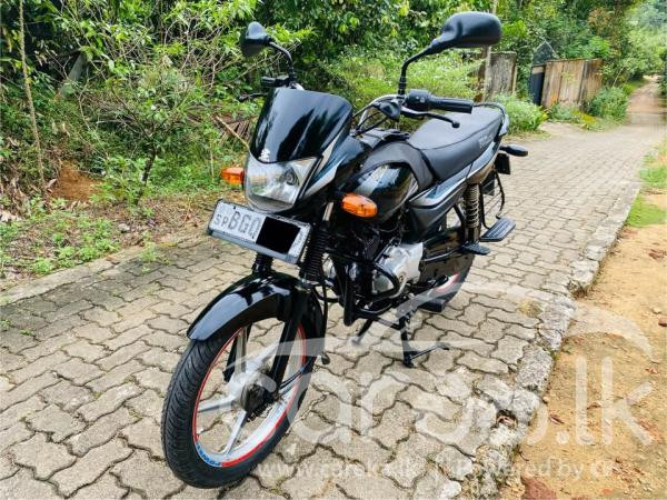 BAJAJ PLATINA 2017