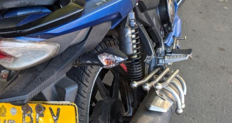 TVS APACHE 2016