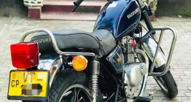 SUZUKI GN125 2007