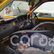 NISSAN SUNNY B211 1975