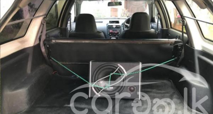 NISSAN WINGROAD Y11 2001