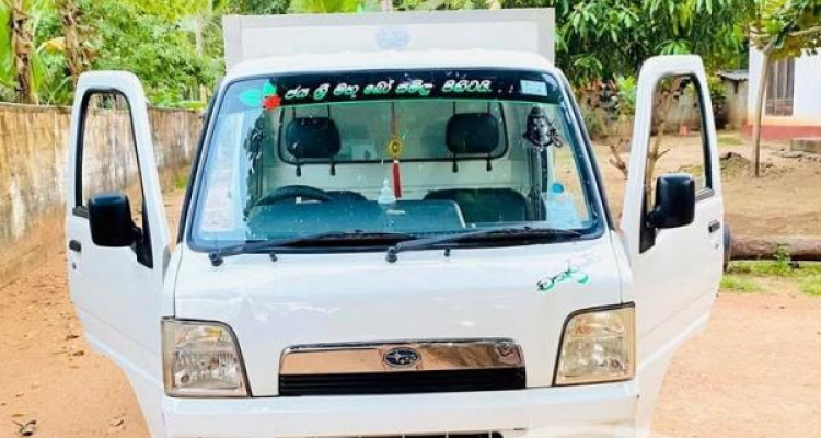 SUBARU SAMBAR 2002
