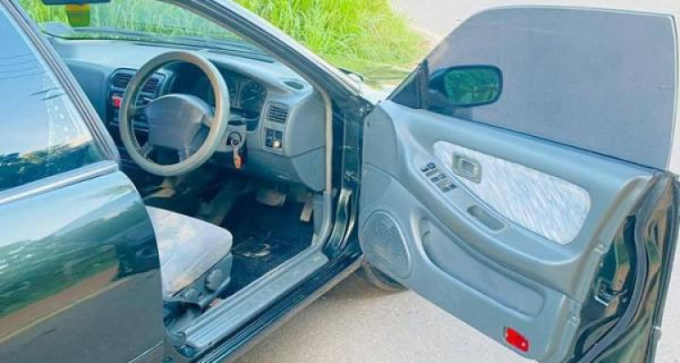 NISSAN PRESEA 1998