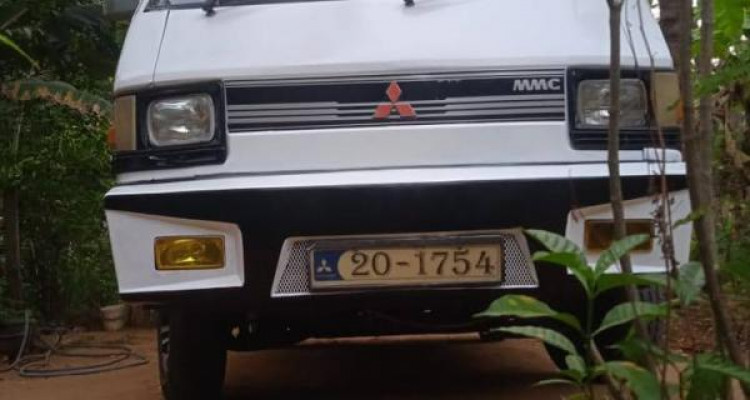 MITSUBISHI L300 1985