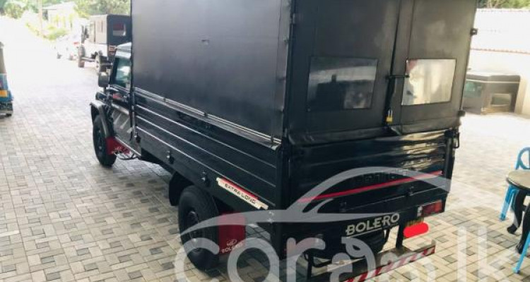 MAHINDRA BOLERO 2018