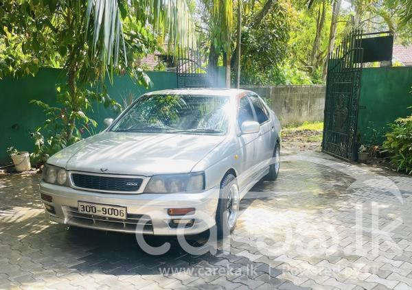 NISSAN BLUEBIRD 1996
