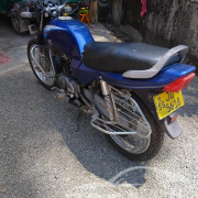 BAJAJ CALIBER 2006