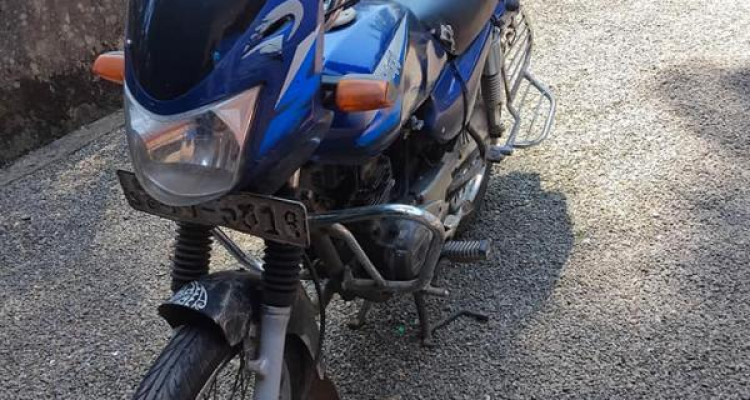 BAJAJ CALIBER 2006