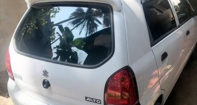 SUZUKI ALTO 2010